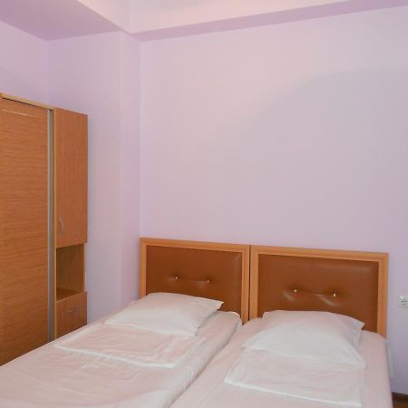 Ucha'S Apartment Batumi Exterior photo