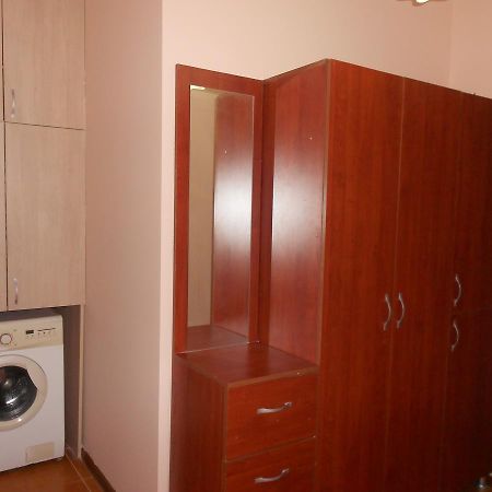 Ucha'S Apartment Batumi Exterior photo